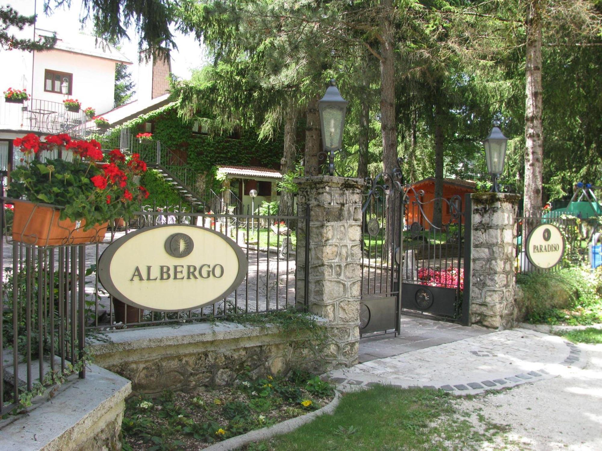 Lh Albergo Il Paradiso Pescasseroli Dış mekan fotoğraf