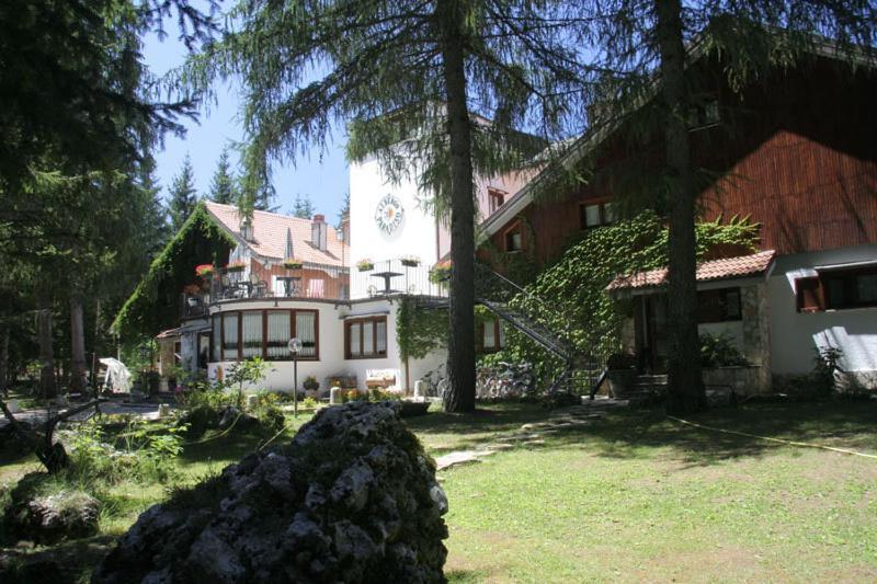 Lh Albergo Il Paradiso Pescasseroli Dış mekan fotoğraf