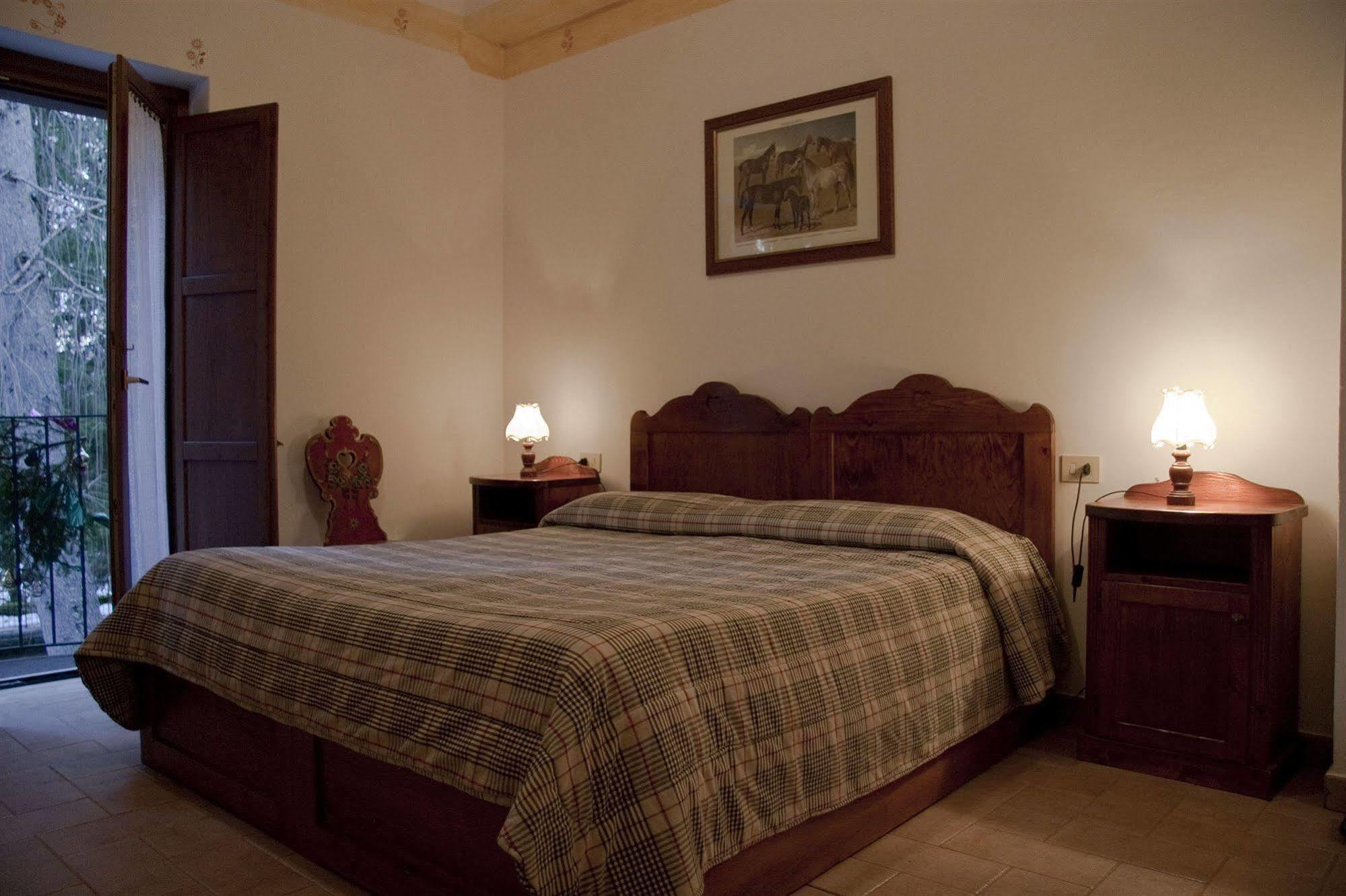 Lh Albergo Il Paradiso Pescasseroli Dış mekan fotoğraf