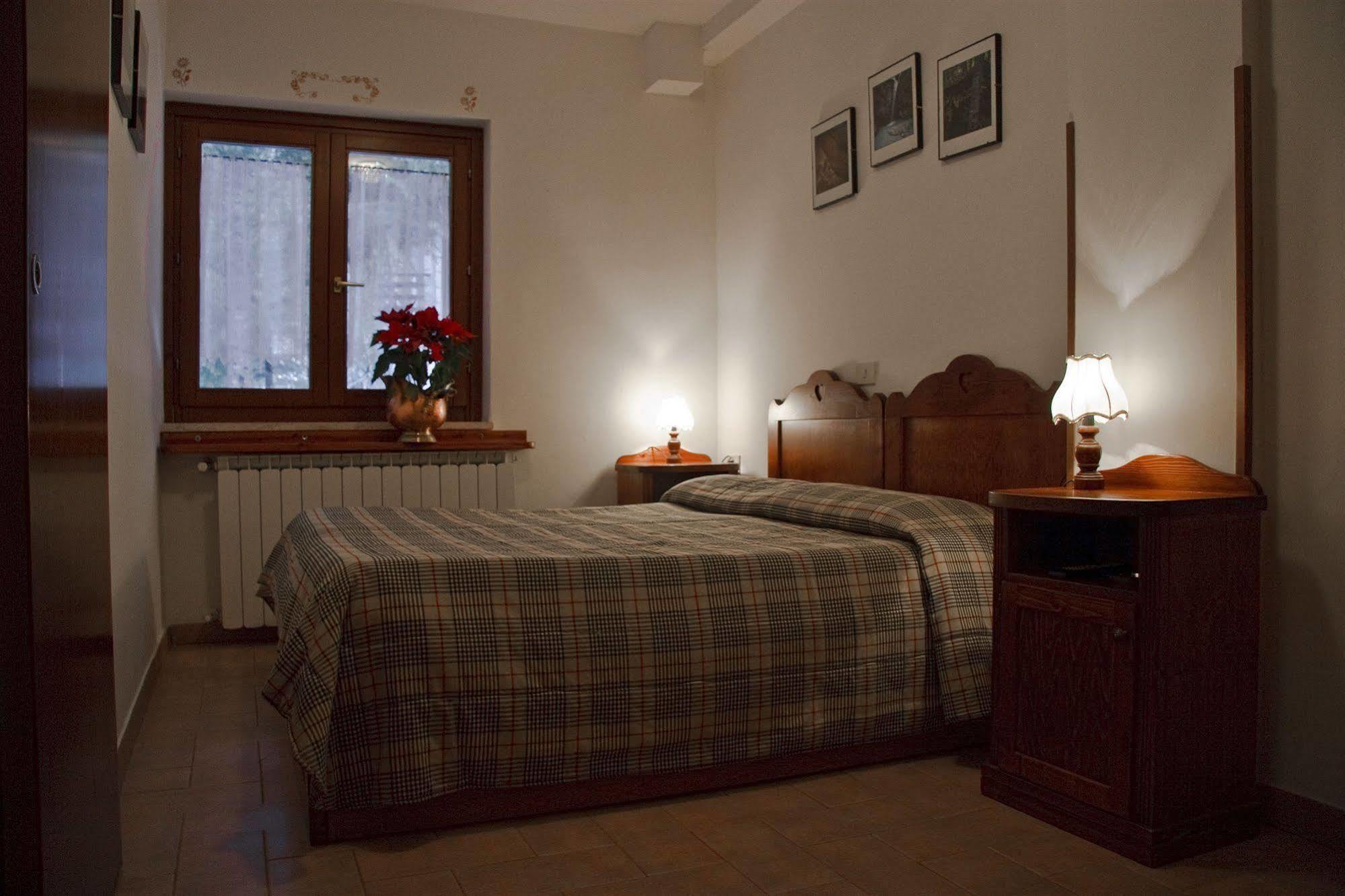 Lh Albergo Il Paradiso Pescasseroli Dış mekan fotoğraf